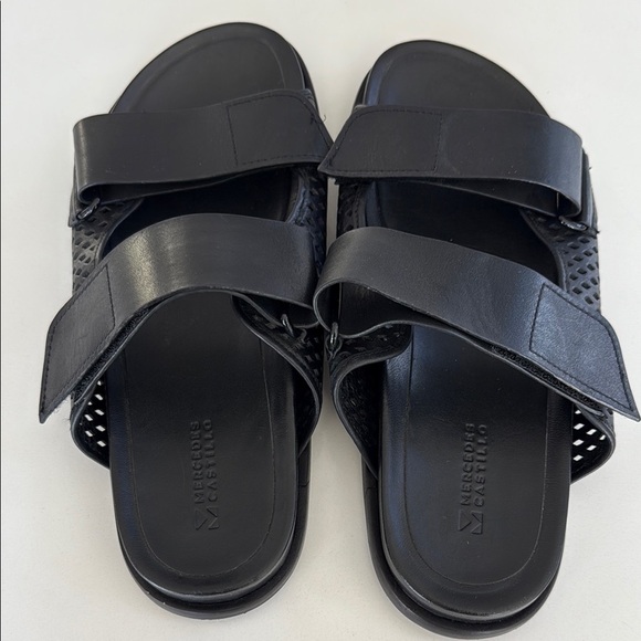 Mercedes Castillo Celynne Slide Sandal Perforated Grip-Strap Black 9.5/ 39.5 - Picture 2 of 16
